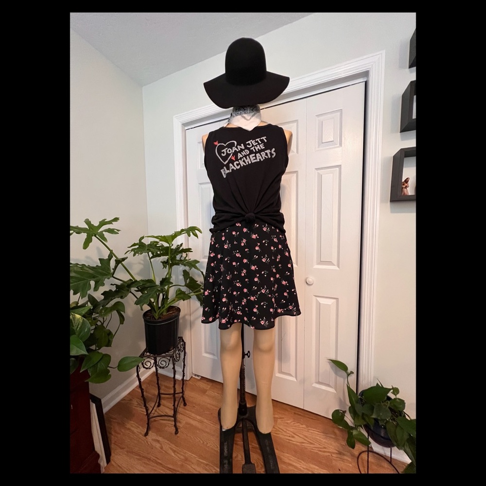 FOREVER 21+ WHITE AND BLACK POLKA DOT SKATER SKIRT SIZE 0X NWT